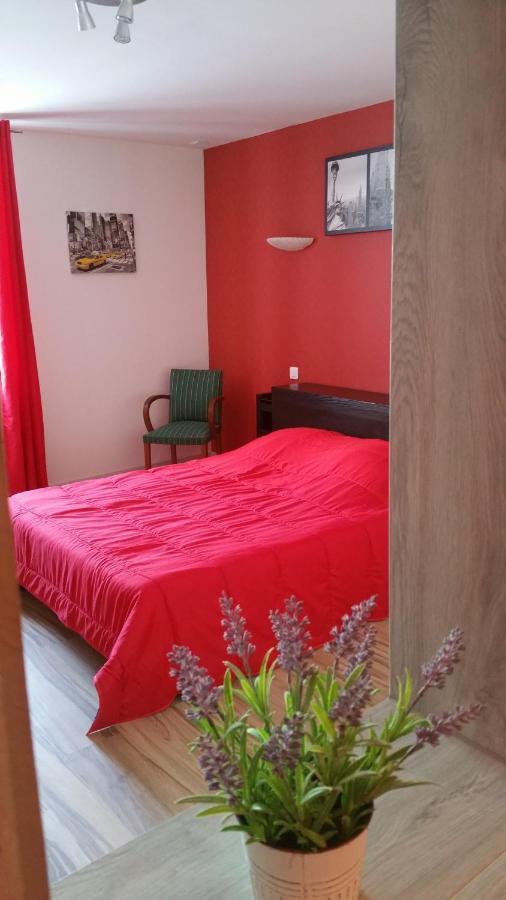 La Roseraie Apartment Epinal Exterior photo